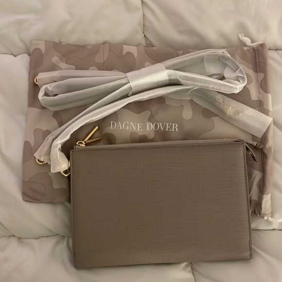 💥LAST ONE💥 NWT Dagne Dover Essential Canvas Wallet in Blush - Picture 16 of 16